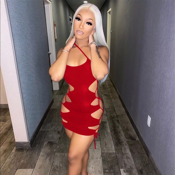 Black and Red Dress - Picture 2 of 2